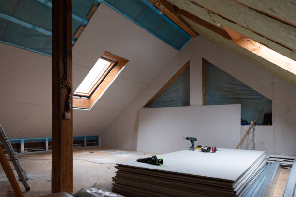 Best Attic Insulation Installation  in Oak Ridge North, TX